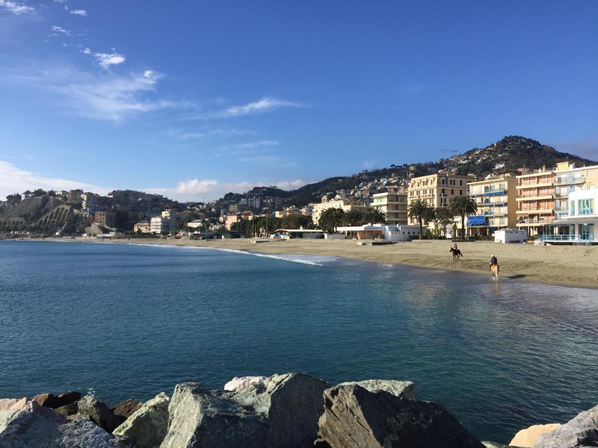 Il Mare In Piazza Apartment อัลบีโซลา ซูเพริโอเร ภายนอก รูปภาพ